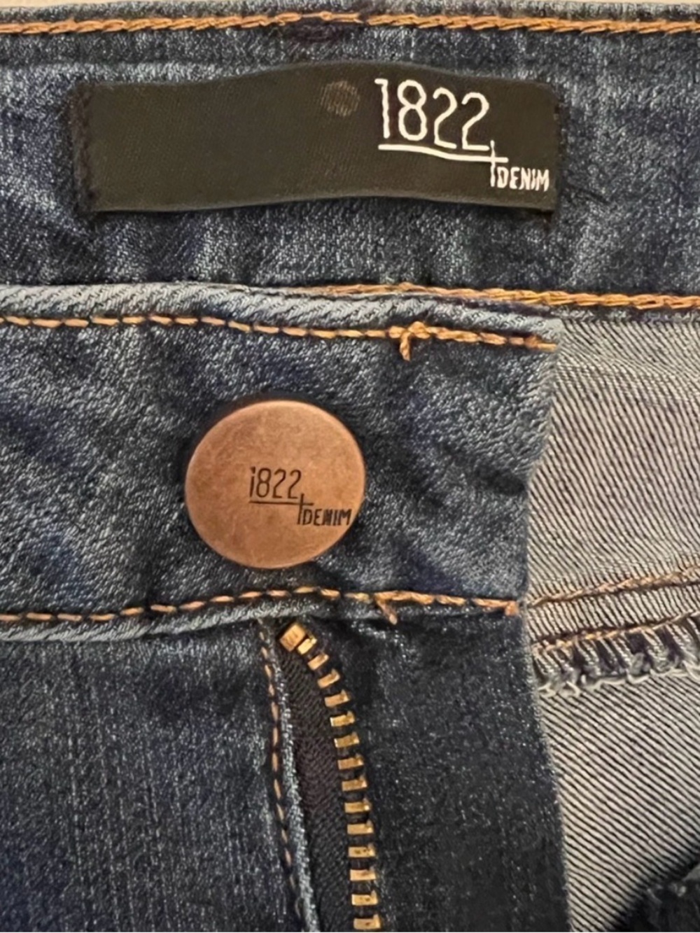 1822 Denim Skinny Ankle Jeans Size 10 -GUC Soft, Stretchy and Comfortable - Picture 2 of 3